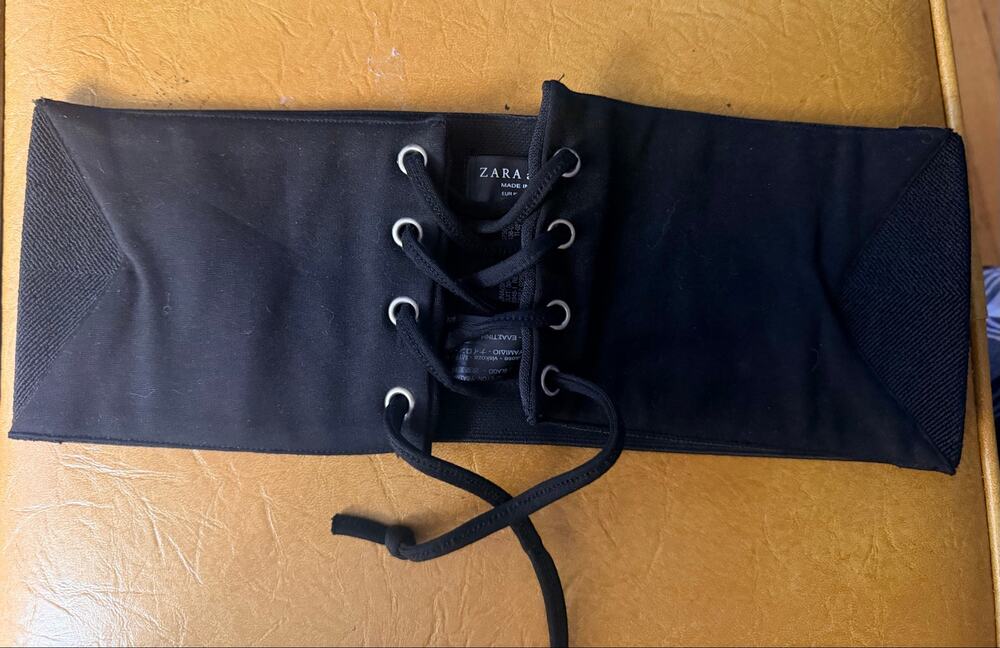 Zara Black Lace Up Corset Belt Wide Stretch Waist Cincher Silver Eyelets sz32